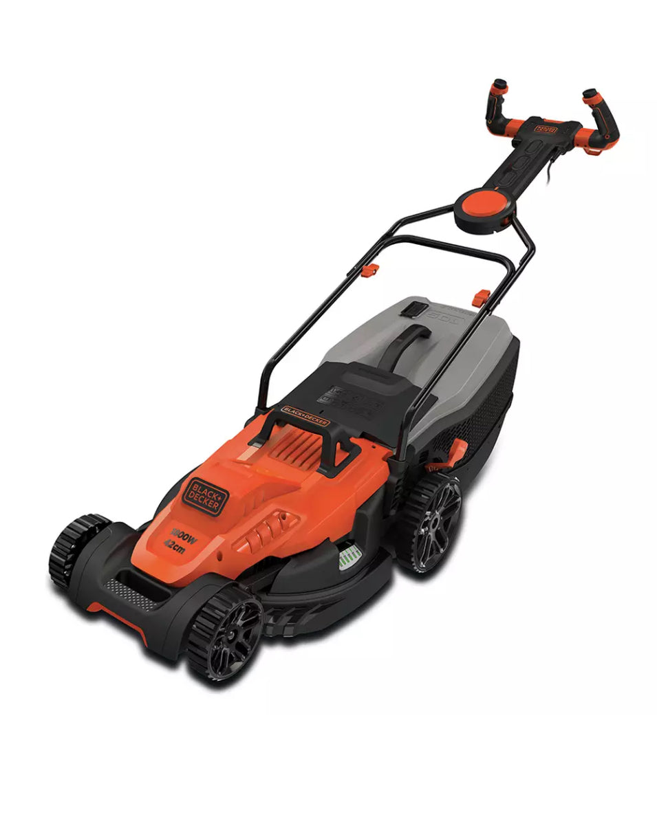 1800W, 42cm Black + decker lawn mower