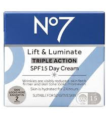 Lift & Luminate TRIPLE ACTION Day Cream 50ml